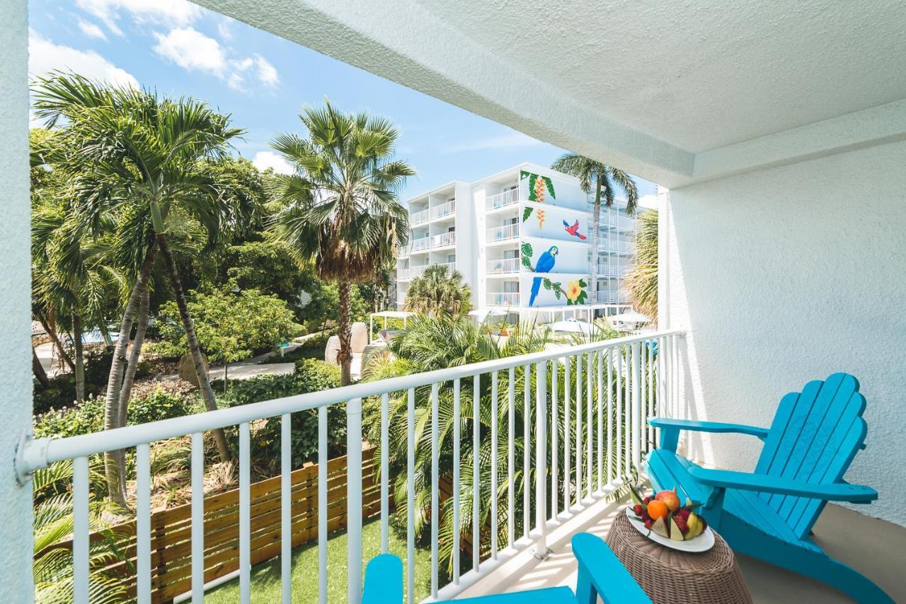 ג'ורג' טאון Margaritaville Beach Resort Grand Cayman מראה חיצוני תמונה